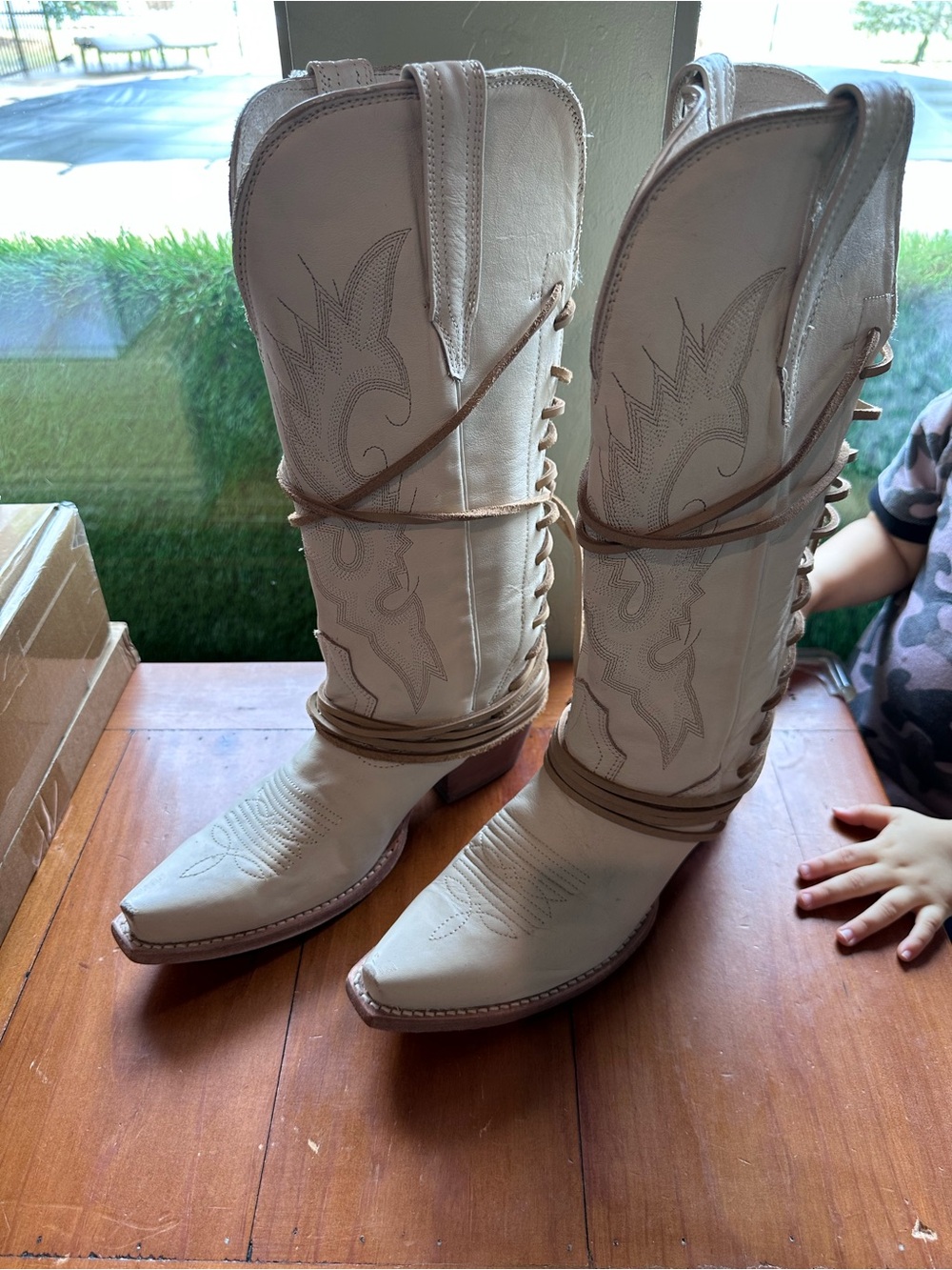 Freebird Wardon Beige Western Lace-Up Cowboy Boots - Picture 2 of 4